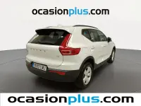 Usado Volvo XC40 Momentum 129 CV (94 kW) 2021 Blanco SUV