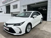 Usado Toyota Corolla Style 122 CV (89 kW) 2021 Blanco Berlina