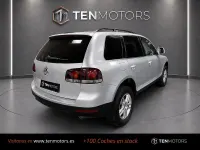 Usado VW Touareg 240 CV (176 kW) 2009 Gris / plata SUV