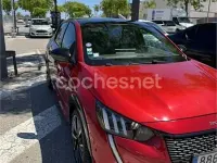 Usado Peugeot 208 GT-line 100 CV (73 kW) 2021 Rojo Utilitario