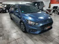 Usado Ford Focus ST-Line 125 CV (91 kW) 2019 Azul Berlina