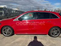 Usado Mercedes B200 150 CV (110 kW) 2019 Rojo Monovolumen