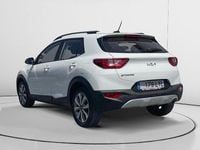 Usado Kia Stonic 102 CV (75 kW) 2022 Blanco SUV