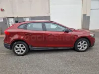 Usado Volvo V40 CC Kinetic 115 CV (84 kW) 2015 Granate Familiar