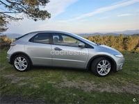 Usado Honda Civic Executive 140 CV (102 kW) 2010 Gris / plata Berlina