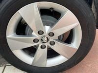 Usado Skoda Fabia 69 CV (50 kW) 2014 Blanco Utilitario