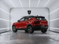Usado Volvo XC40 Momentum 163 CV (119 kW) 2021 Rojo SUV