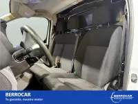 Usado Citroën Jumpy 102 CV (75 kW) 2023 Blanco Monovolumen