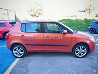 Usado Skoda Fabia 70 CV (51 kW) 2008 Naranja Berlina