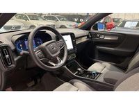 Usado Volvo XC40 Plus 129 CV (94 kW) 2024 Plateado SUV