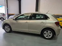 Usado VW Polo Advance 95 CV (69 kW) 2019 Gris / plata Utilitario