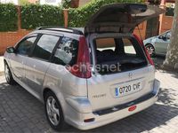 Usado Peugeot 206 90 CV (66 kW) 2004 Gris / plata Familiar