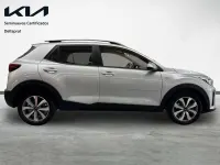Usado Kia Stonic 101 CV (74 kW) 2025 Azul SUV