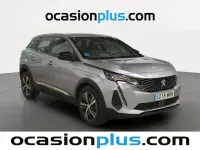 Usado Peugeot 3008 Allure 136 CV (100 kW) 2024 Gris SUV