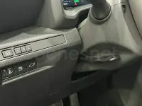 Usado Lexus LBX 136 CV (100 kW) 2024 Gris / plata SUV