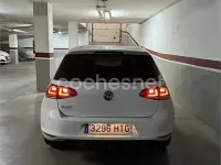 Usado VW Golf VII Advance 105 CV (77 kW) 2013 Blanco Familiar