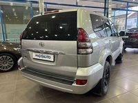Usado Toyota Land Cruiser 173 CV (127 kW) 2008 Gris / plata SUV