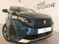 Usado Peugeot 5008 Allure 130 CV (95 kW) 2022 Verde SUV