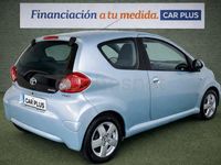 Usado Toyota Aygo 68 CV (50 kW) 2006 Gris / plata Utilitario