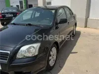 Usado Toyota Avensis Executive 116 CV (85 kW) 2005 Negro Berlina