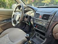 usado Nissan Almera 2.2 TD Di 5 porte Comfort