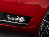 Usado Skoda Rapid Ambition 105 CV (77 kW) 2015 Rojo Utilitario