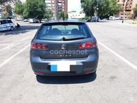 Usado Seat Ibiza Sport 80 HP (58 kW) 2006 Cinzento Citadino