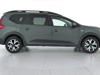 Usado Dacia Jogger Expression 110 HP (80 kW) 2024 Verde Monovolume