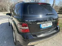 Usado Mercedes ML320 AMG Edition 1 224 CV (164 kW) 2008 Negro SUV