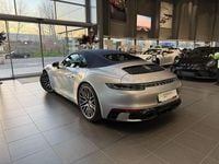 Usado Porsche 911 Carrera 4S Cabriolet 450 CV (330 kW) 2023 Plateado Descapotable