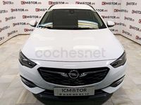Usado Opel Insignia Selective 140 CV (102 kW) 2018 Blanco Familiar