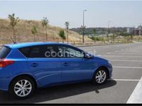 Usado Toyota Auris Active 90 CV (66 kW) 2013 Azul Berlina