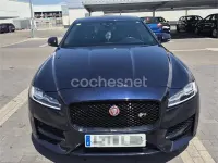 Usado Jaguar XF R-Sport 180 CV (132 kW) 2018 Azul Berlina