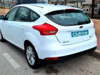 Usado Ford Focus Titanium 125 CV (91 kW) 2016 Blanco Utilitario