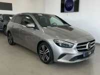 Usado Mercedes B180 116 CV (85 kW) 2020 Gris / plata Utilitario
