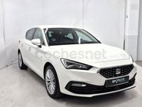 Usado Seat Leon XCELLENCE 110 CV (80 kW) 2021 Blanco Berlina