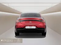 Nuevo Mercedes CLA180 73 CV (53 kW) 2026 Rojo Berlina
