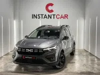 Usado Dacia Jogger Expression 140 CV (102 kW) 2023 Verde Monovolumen