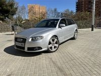 Usado Audi A4 140 CV (102 kW) 2006 Gris / plata Familiar