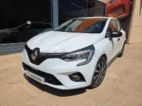 Begagnad Renault Clio V Intens 85 HK (62 kW) 2021 Vit Sedan