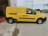 Usado Renault Kangoo 95 CV (69 kW) 2021 Amarillo Monovolumen