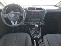 Usado Seat Leon Reference 105 CV (77 kW) 2012 Rojo Berlina