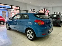 Usado Kia ProCeed 90 CV (66 kW) 2012 Azul Utilitario