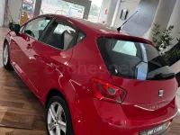 Usado Seat Ibiza Sport 100 CV (73 kW) 2010 Rojo Berlina