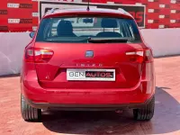 Usado Seat Ibiza ST Ecomotive 75 CV (55 kW) 2011 Rojo Familiar