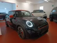 Usado Mini John Cooper Works 231 CV (169 kW) 2023 Negro Utilitario