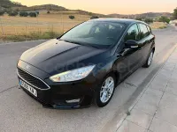 Usado Ford Focus Titanium 125 CV (91 kW) 2017 Azul Berlina