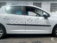 Usado Peugeot 207 70 CV (51 kW) 2008 Blanco Berlina