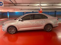 Usado Seat Toledo I-Tech 105 CV (77 kW) 2014 Gris / plata Berlina