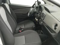 Usado Toyota Yaris Hybrid Active 100 CV (73 kW) 2020